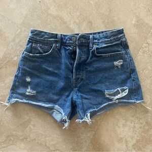 GRLFRND Women’s Denim Shorts Boho Distressed Helena Short Size 26